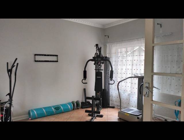 4 BEDROOM HOUSE FOR SALE IN CHASE VALLEY HEIGHTS